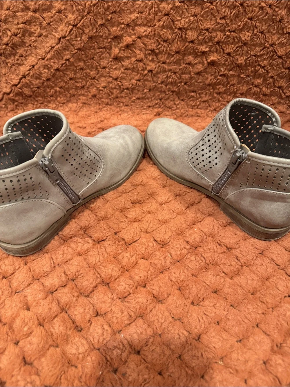 Kids Cat & Jack Silver Gray Perforated Ankle Boots